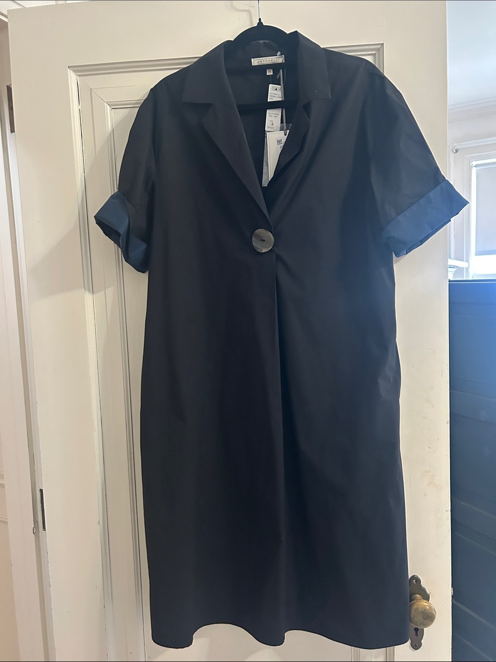 Antonelli Nicla Short Sleeve V- Neck Dress in Black with Navy sleeves.
